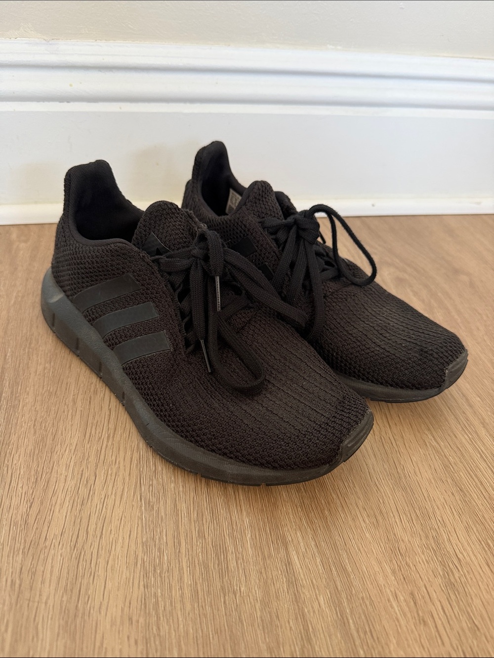 Adidas Black Swift Run Running Sneaker 1.0 - Picture 2 of 5